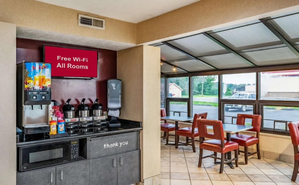 Red Roof Inn Columbus - Taylorsville-Edinburgh