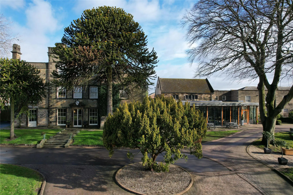 Mosborough Hall Hotel, BW Signature Collection