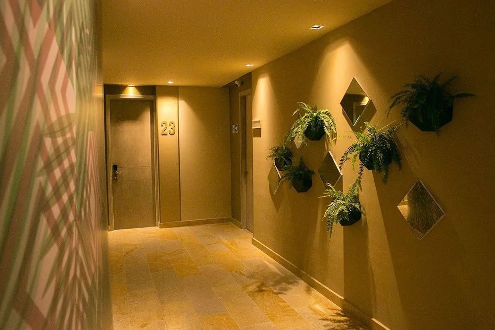 Hotel Sexta Avenida Inn
