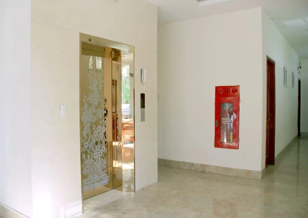 Amazon Vinh Hotel