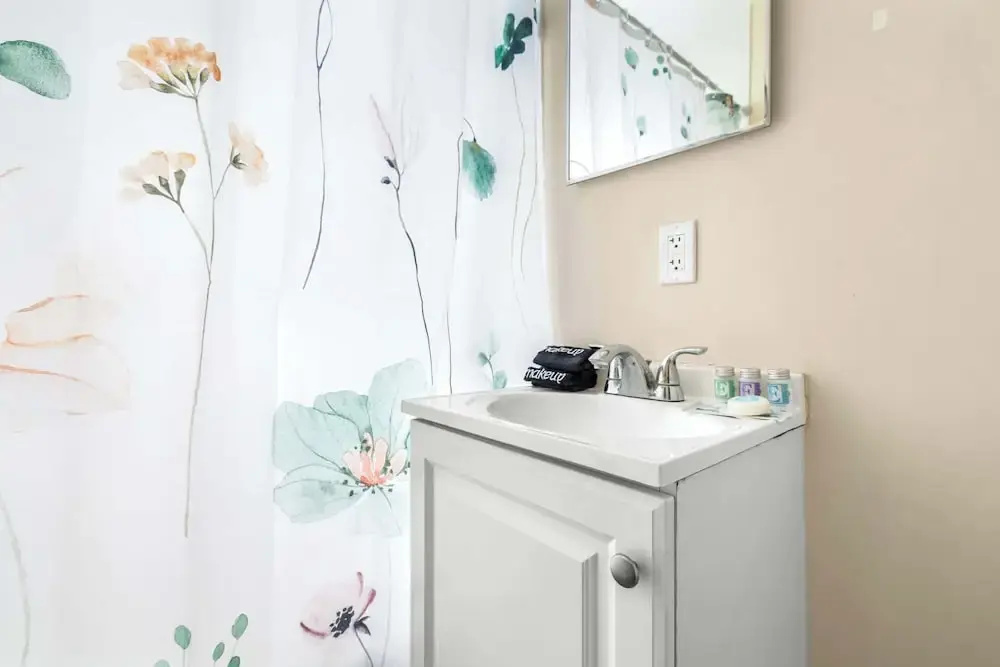 Charming Seminole Heights Getaway