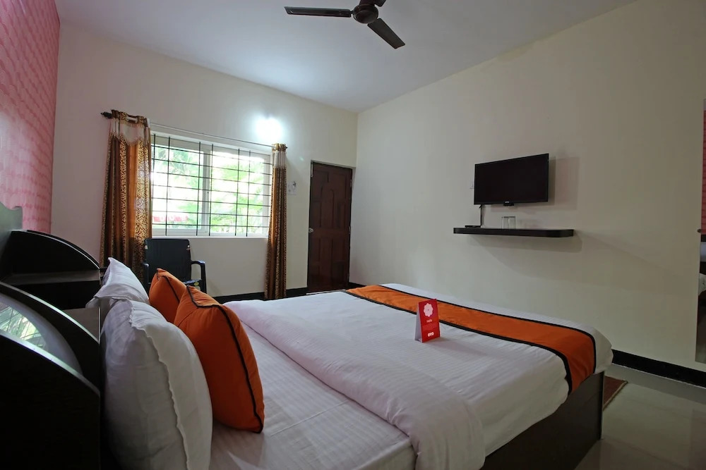 Morjim Grand Inn Resort