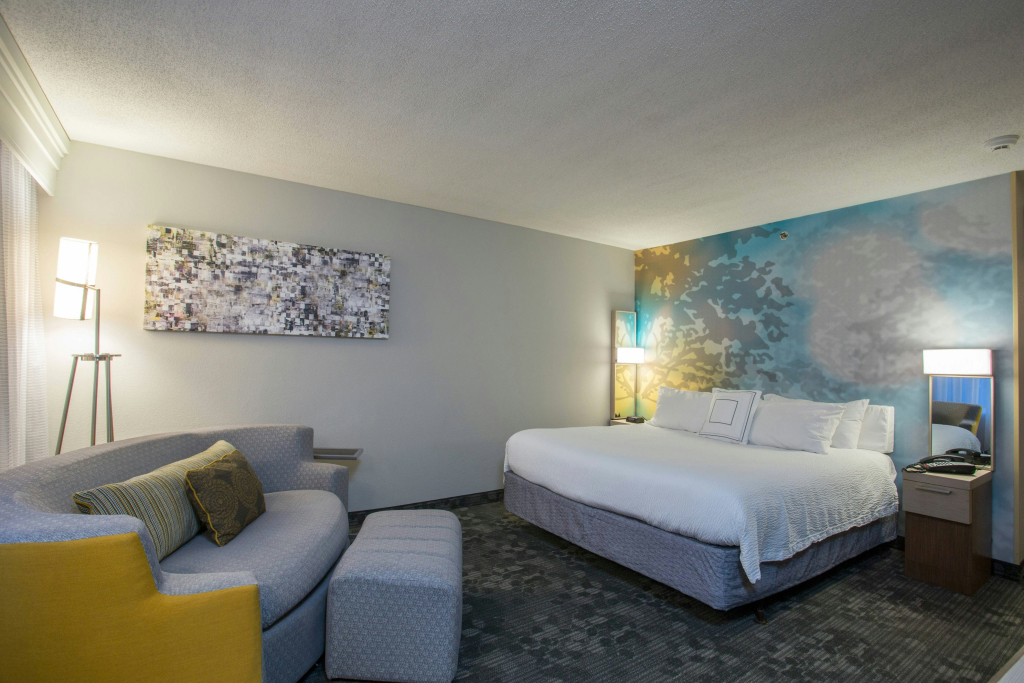 Courtyard by Marriott Raynham