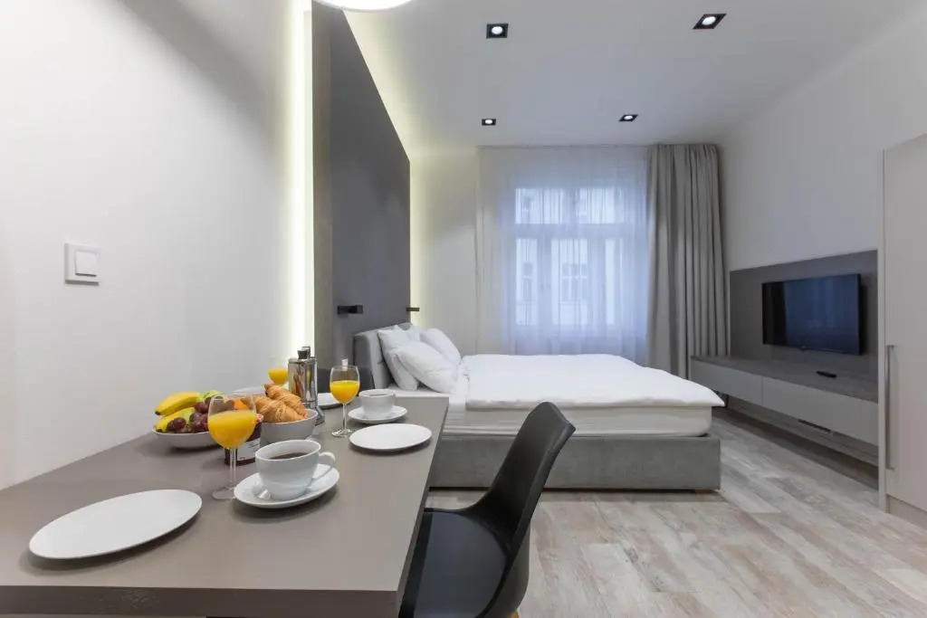 Lampi Aparthotel Prague