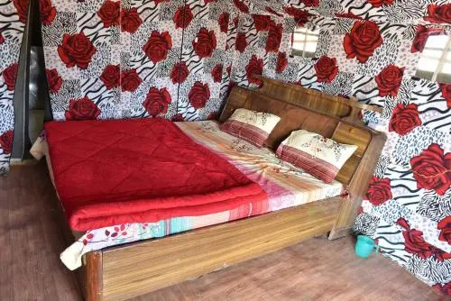 Scenic Tent Stay in George Everest, Hathipaon