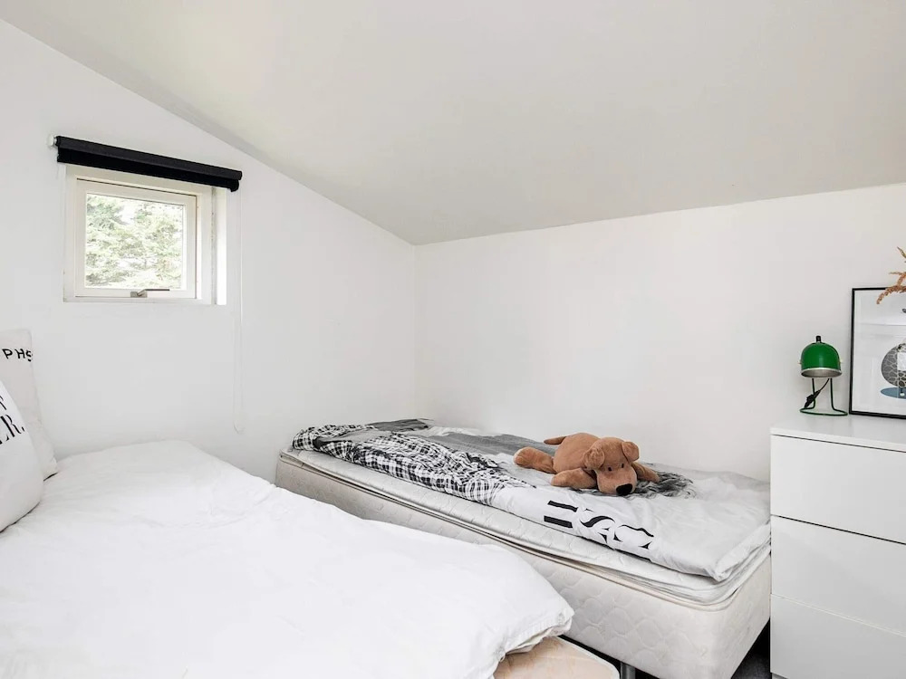 6 person holiday home in Blokhus
