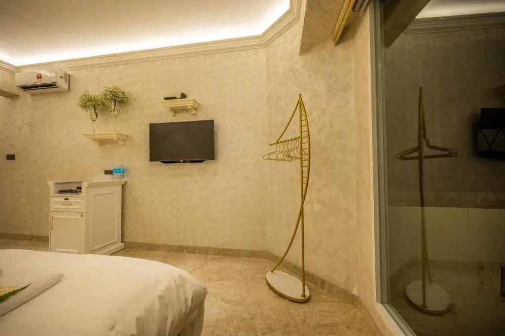 ACJ Residence @ Beside Cititel Hotel