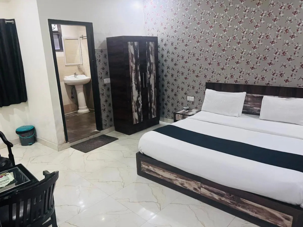 Hotel Asian Blue