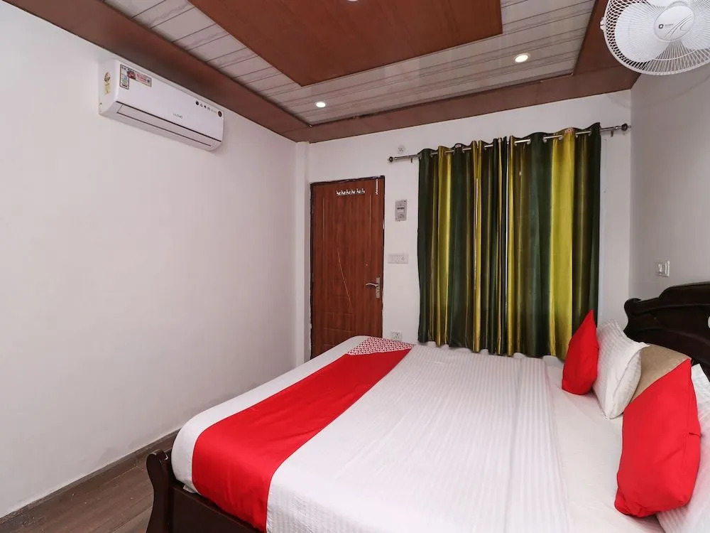 OYO 28838 Brv Resorts