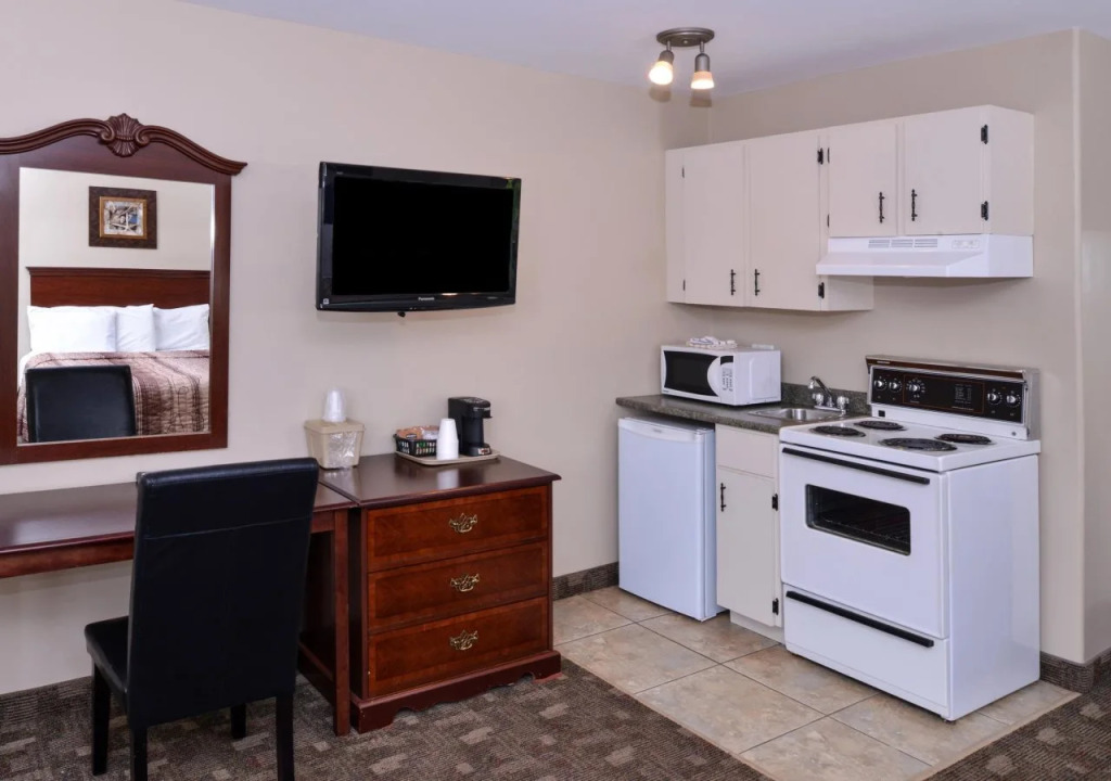 Canadas Best Value Inn & Suites-Charlottetown