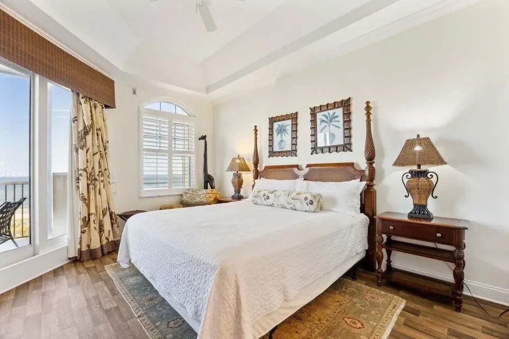 32 Ocean Place 2 Bedroom Condo