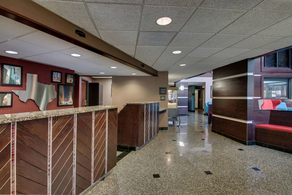 Heritage Inn & Suites The Woodlands, Trademark by Wyndham