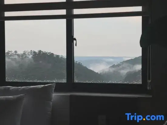 Nắngs Villa & Coffee