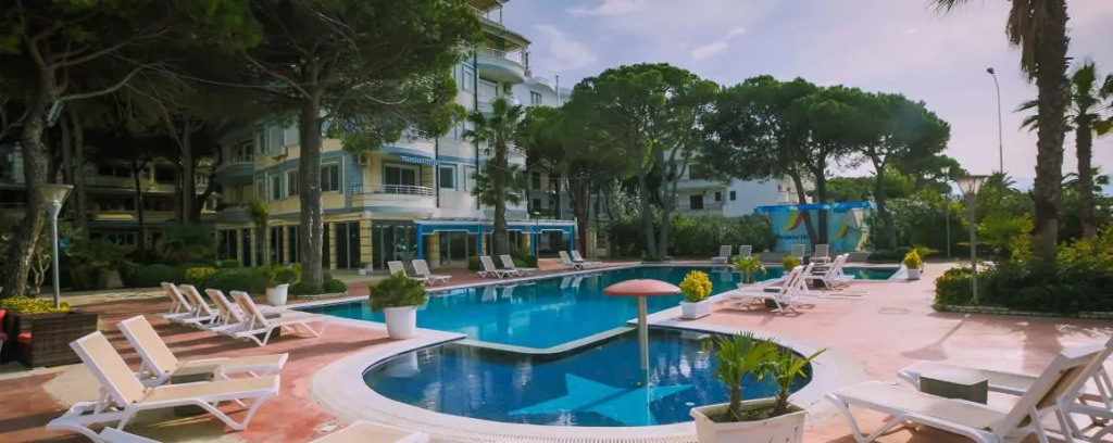 Fafa Beach Hotel