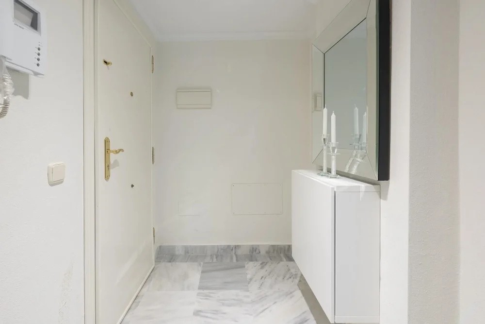 Dama de Noche - 4BR Garden Apartment in Puerto Banus