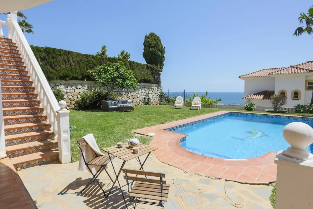 La Cala Beauty