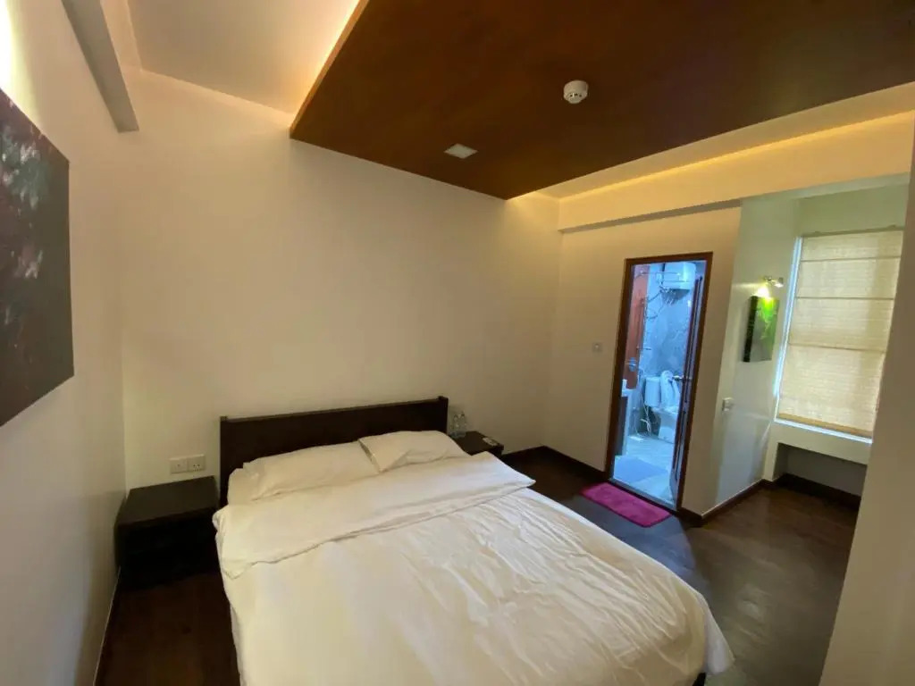 Luxury 3 Room Apartment by Oboe