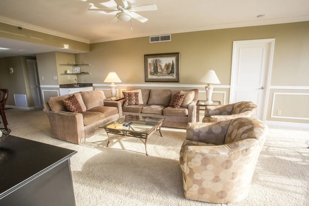 Gulf And Bay Club- F208 Updated And Great Views! 2 Bedroom Condo