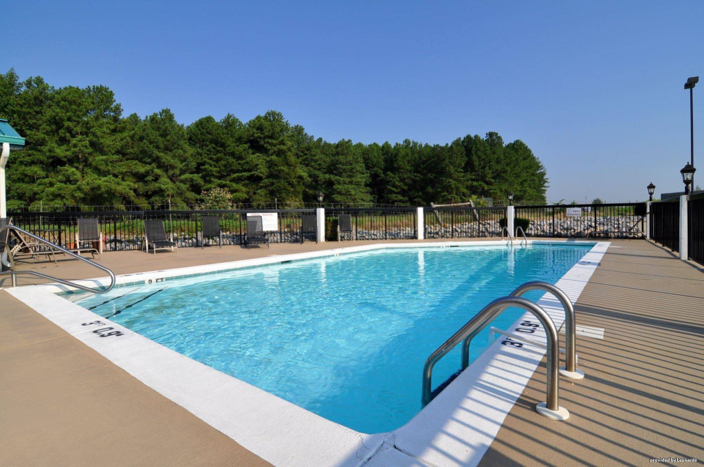 Best Western Plus South Hill Inn