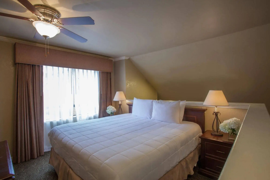 Cloverleaf Suites Baton Rouge