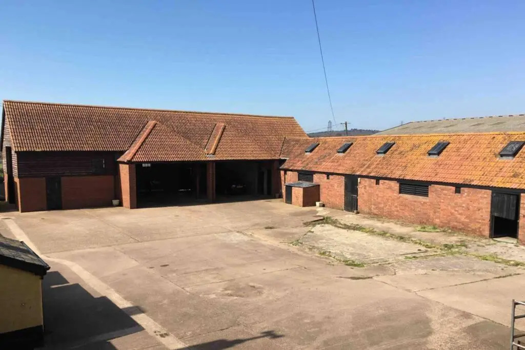 Elbury Farm Annex