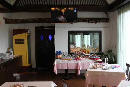 Hotel OScugnizzo 2