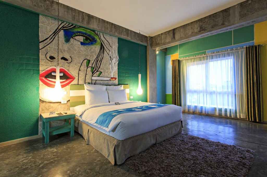 The Henry Hotel