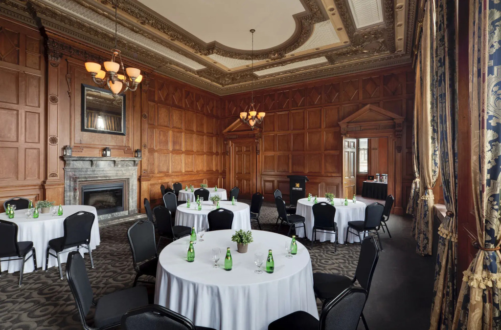 One King West Hotel and Residence