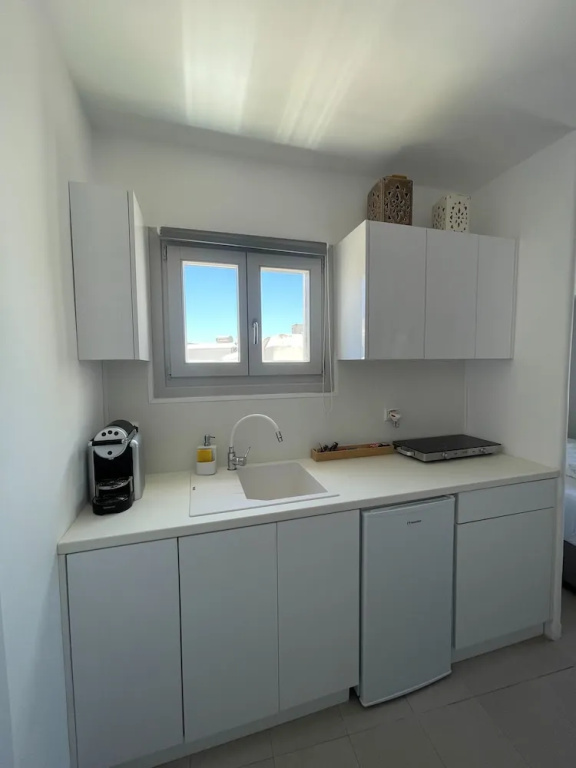 Chora Nest Kythnos
