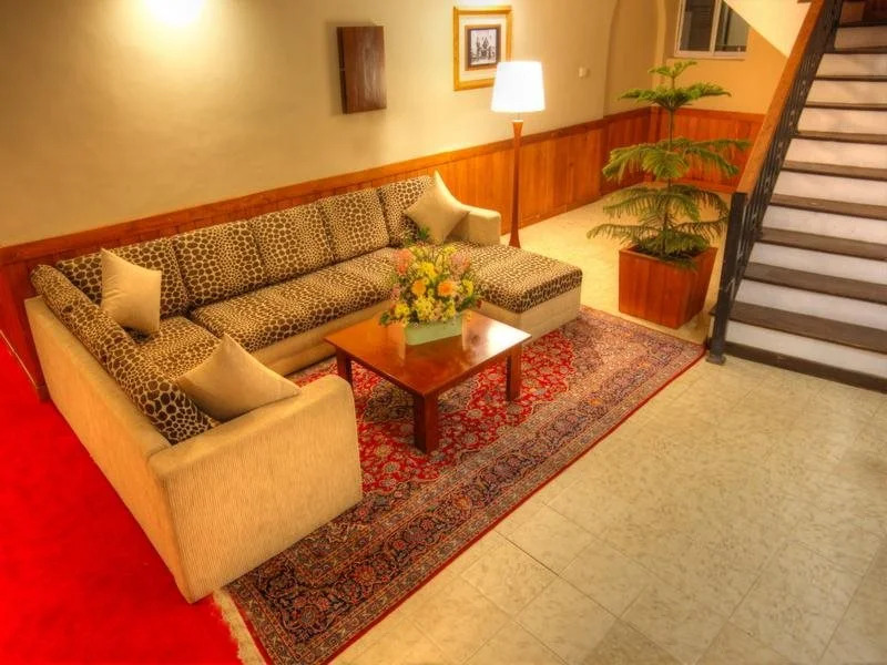 The Queensburry City Hotel
