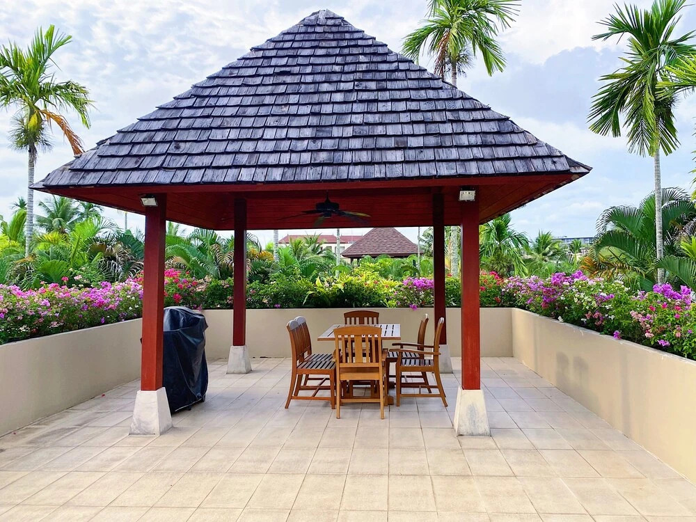 Luxe 2br Pool Villa walk to Bangtao Beach