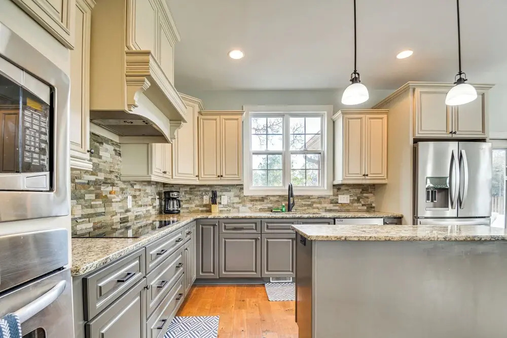 Spacious Home w/ Fireplace - Near Pinehurst Golf!