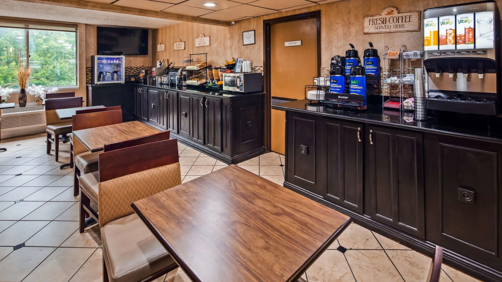 Best Western Hazlet Inn