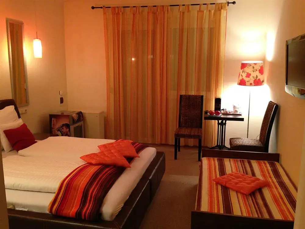Hotel Al Faro Lodge am See