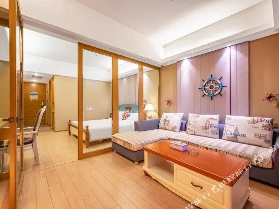 Summer Cherry Apartment (Ji'nan Quancheng Road Kuanhouli)