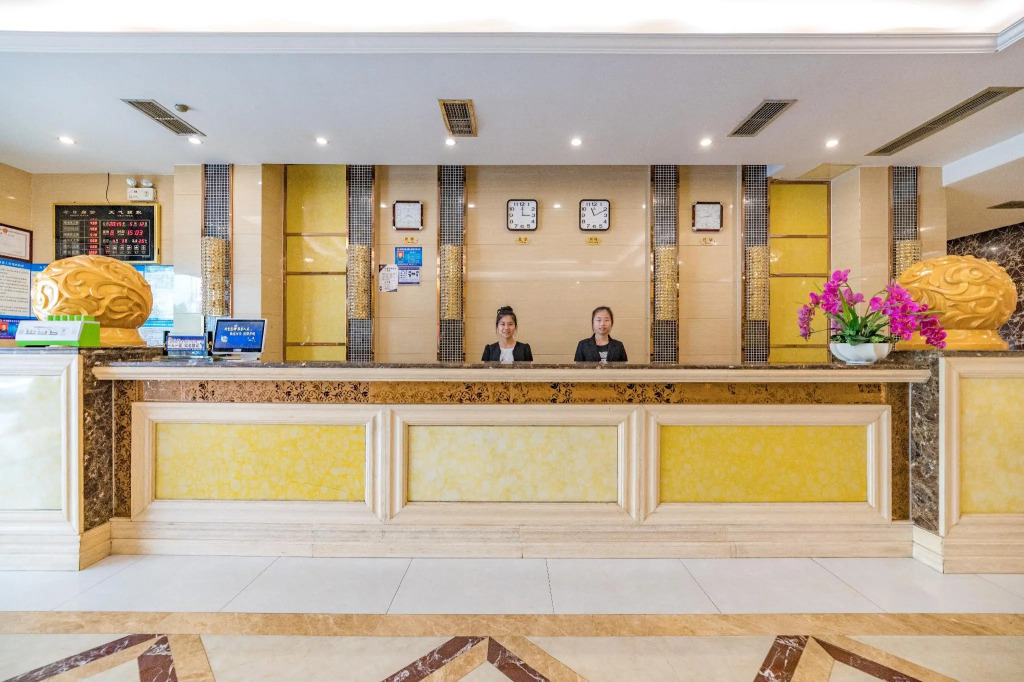 Airport First Class Hotel