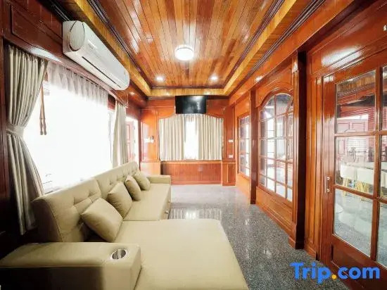 The Star Pool Villa Hatyai