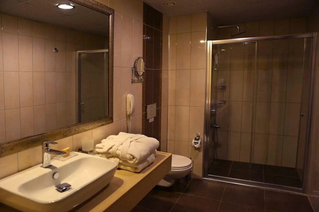 Paris Park Hotel