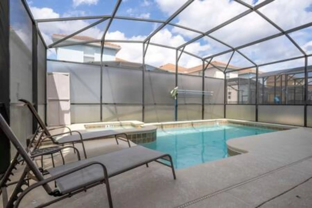 Gorgeous 6 bedroom w/pool Paradise Palms, Kissimmee