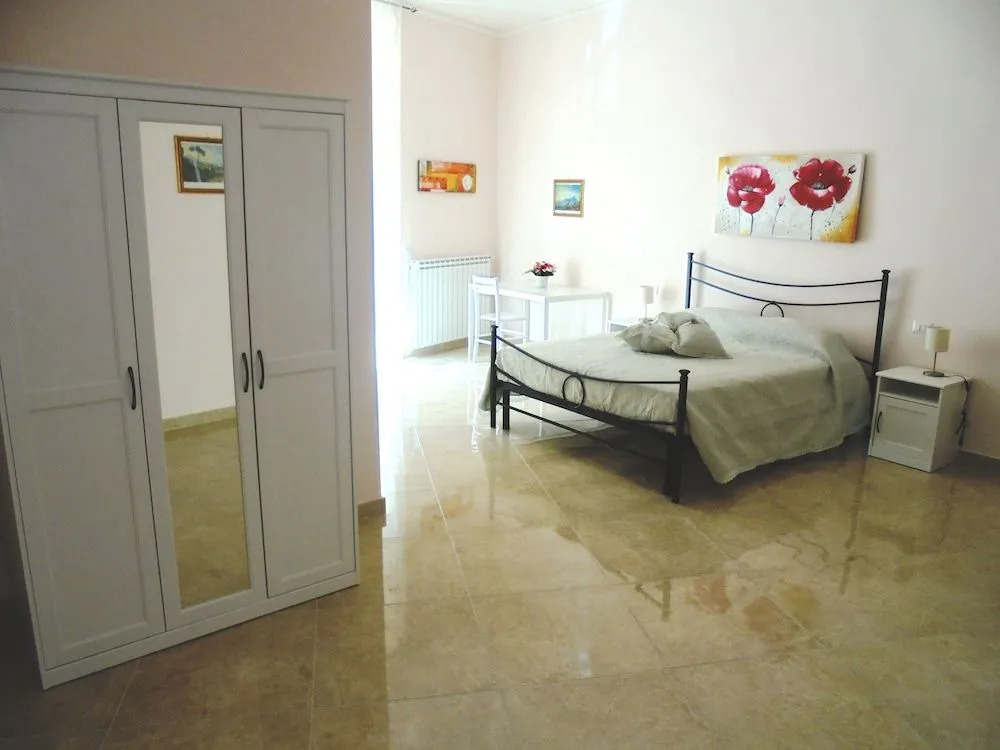 Domusrealstella