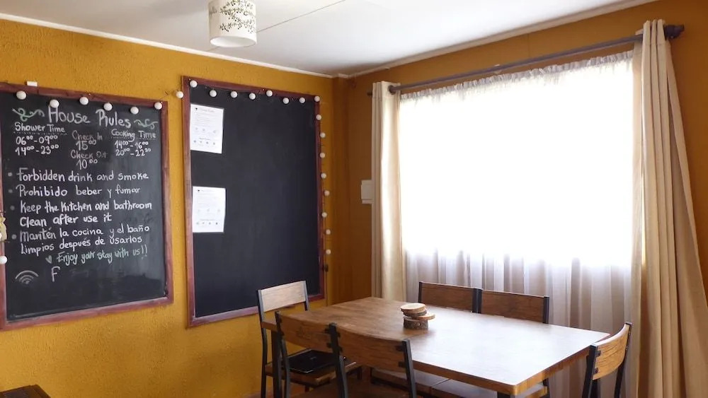 Maytenus bed and breakfast - Hostel
