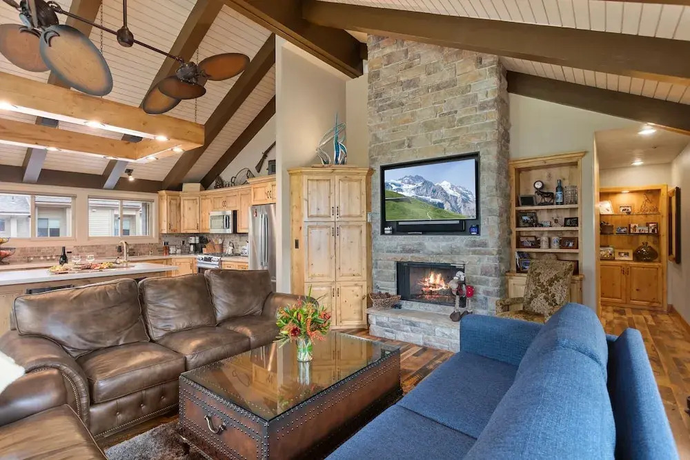 Queen Esther at Deer Valley Resort - Two Bedroom Condo with Hot Tub #2346 2 Condo