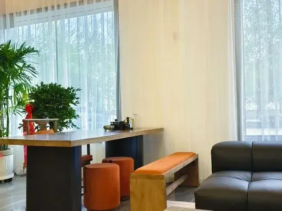 Yunjingwan Hotel (Beitun Bus Station)