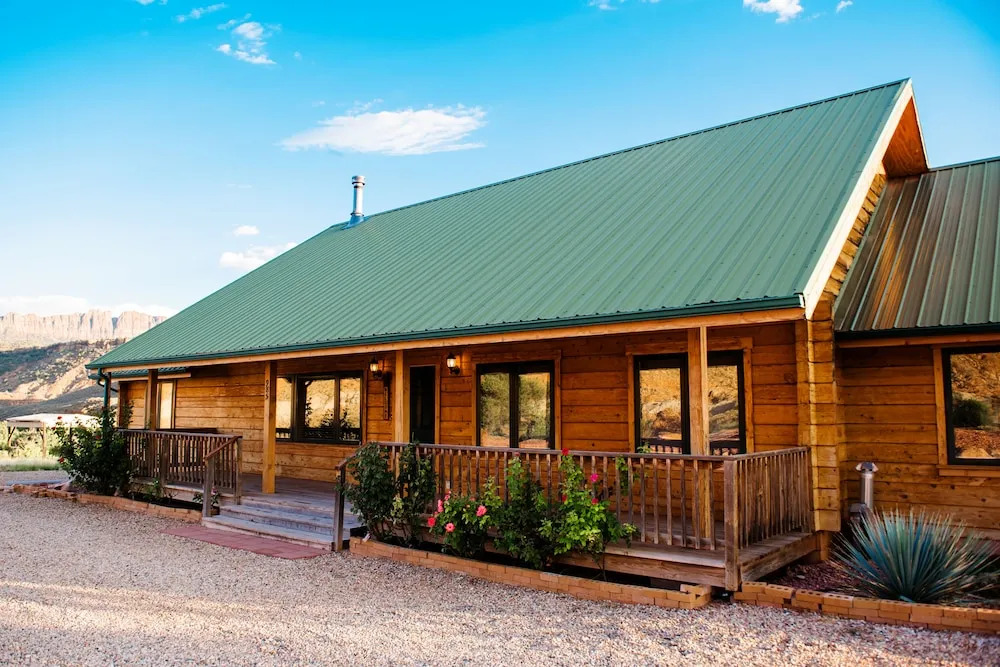 Zion Red Rock Cabin