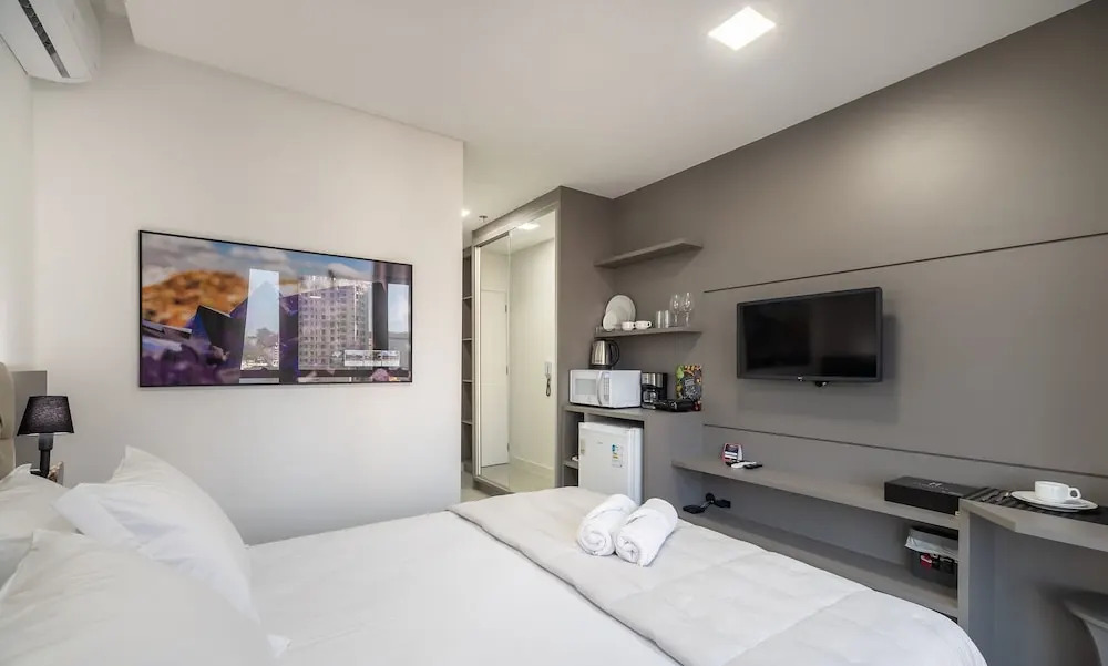 MHFA - Studios em Prédio Luxuoso com Vista Mar