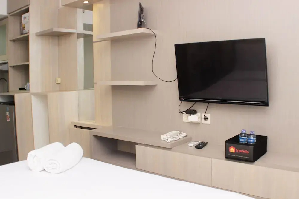 Apartment Grand Sentraland Karawang Manage by Laguna Room