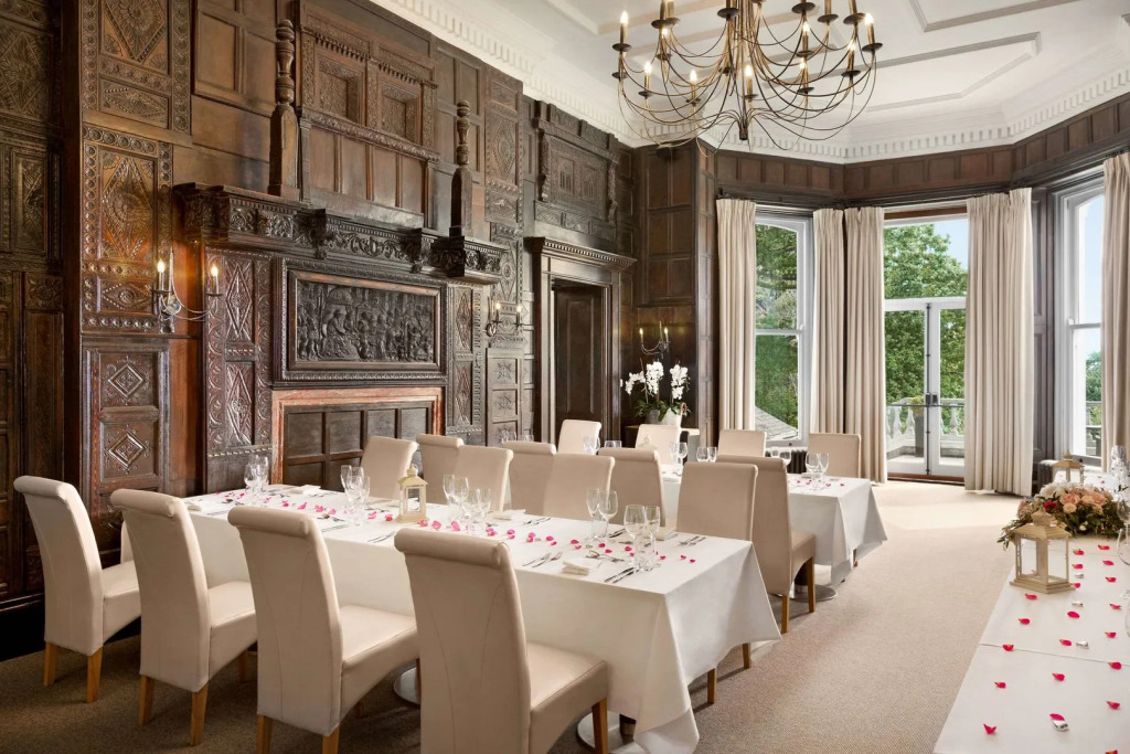 Trenython Manor Resort