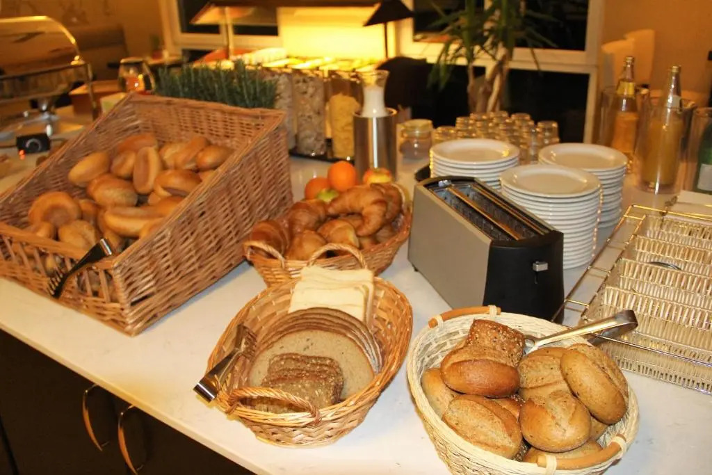 Check Inn Hotel Merseburg