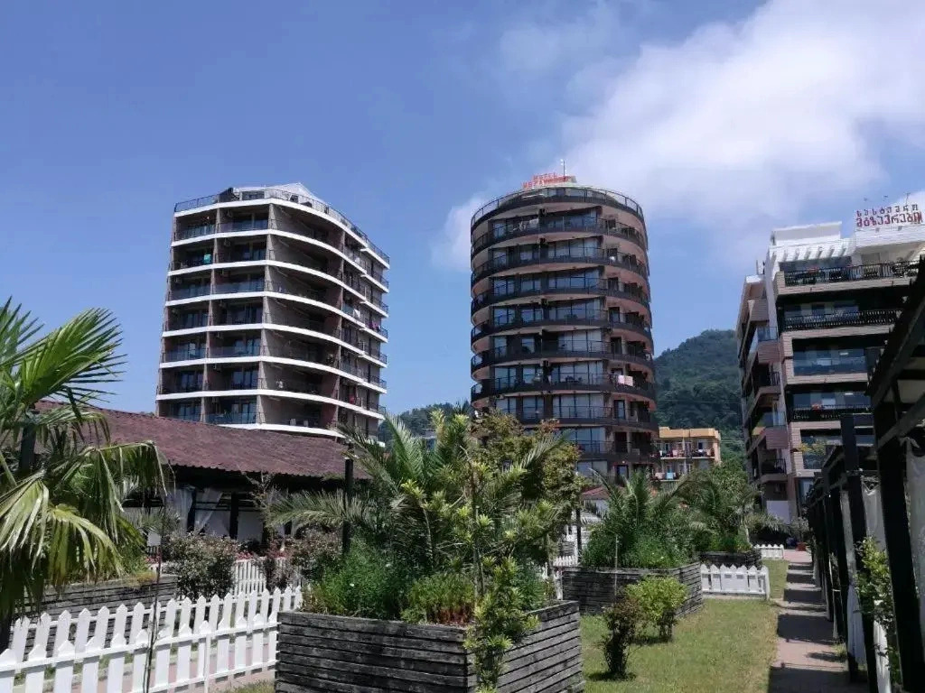 Апартаменты Mgzavrebi Gonio Beachfront Studio Sea View
