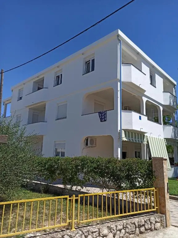 Apartments Marina